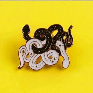 Snakes Hot Art Cute pin